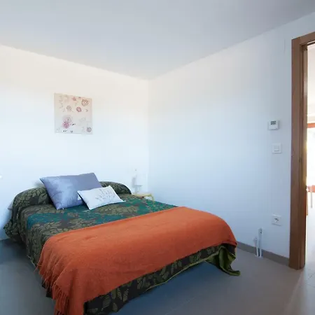 Outeiro De Setecaminos Holiday home *