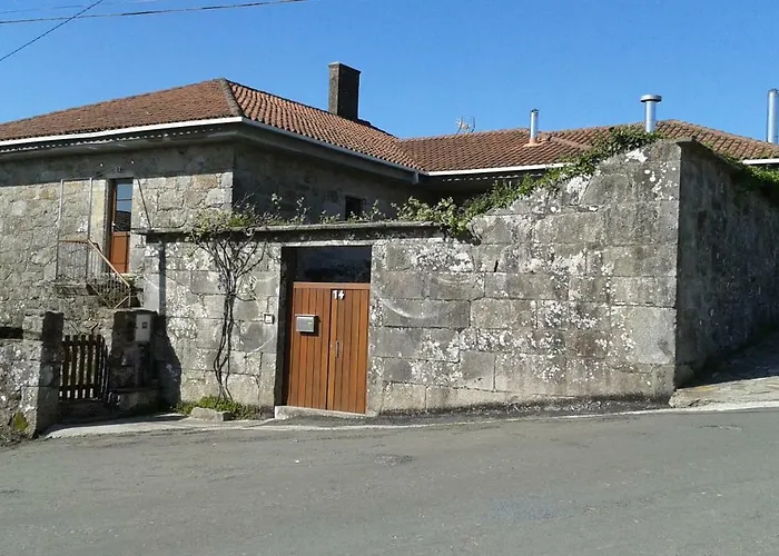 Outeiro De Setecaminos Tatil Evi Cuntis