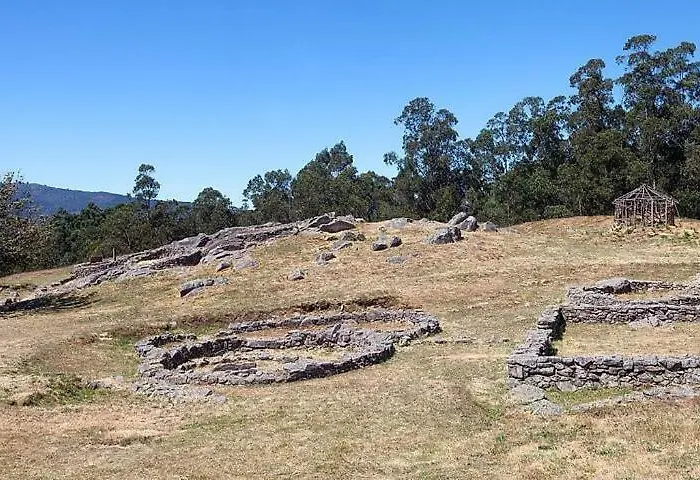 Outeiro De Setecaminos Tatil Evi Cuntis
